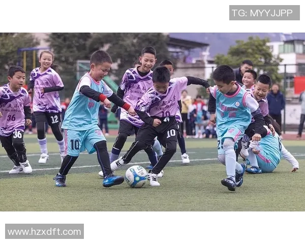 学习足球明星的带球技巧提升你的球技与场上表现 学习足球明星的带球技巧提升你的球技与场上表现